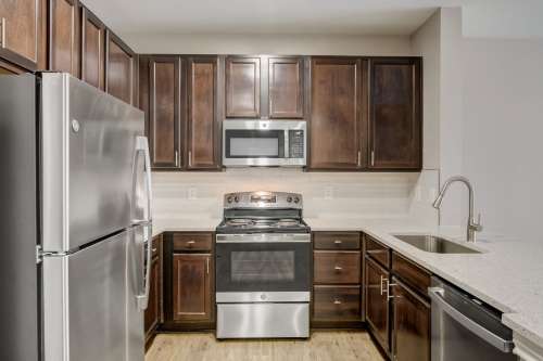 S Bed Las Brisas Apartment Homes 84